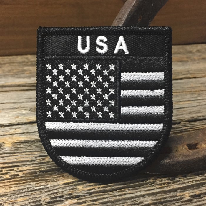 星条旗 USA モノクロ ワッペン ◆ 刺繍 パッチ アメリカ国旗 CAWP96_画像1