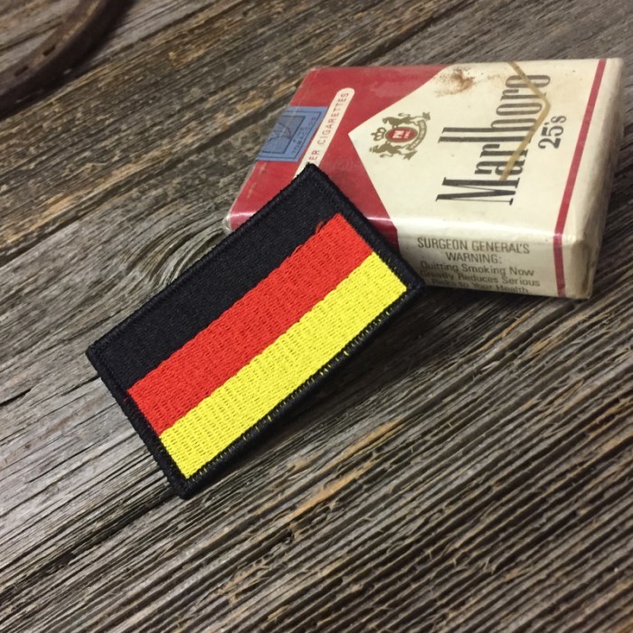 GERMANY 国旗柄 刺繍 ワッペン ◆ ドイツ パッチ 三色旗 アイロン接着 FLAG PATCH CAWP92_画像3