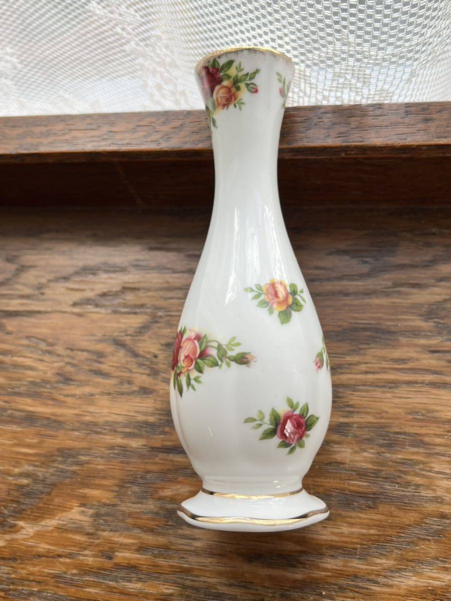 ロイヤルアルバート オールドカントリーローズ 一輪差し Royal Albert Bone China 'Old Country Roses' small vase 英国製の画像7