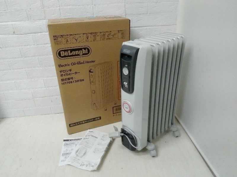 美品 Delonghi デロンギ オイルヒーター H770812EFSN 暖房器具 オイル ヒーター_画像1