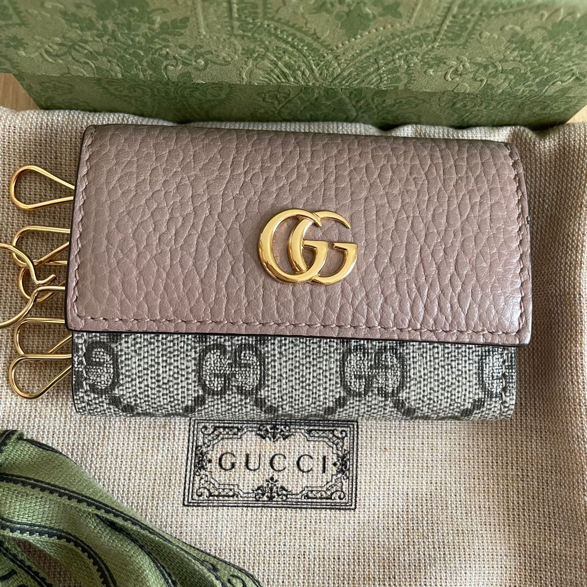 美品】GUCCI 日本限定 ダブルG キーケース-