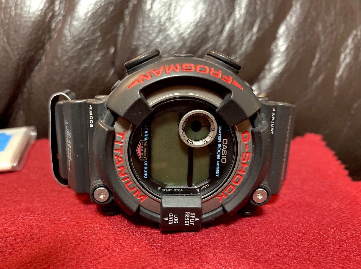 CASIO G-SHOCK FROGMAN 腕時計／DW-8200_時計全体