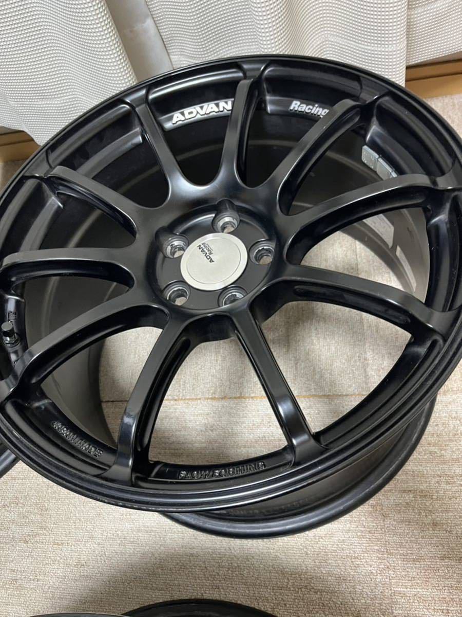 17インチ 9J インセット52 PCD100 5H アドバンレーシングRS2セミグロスブラック 超美品 4本 ADVAN Racing RSⅡ GR86 BRZ インプレッサ等に_画像5