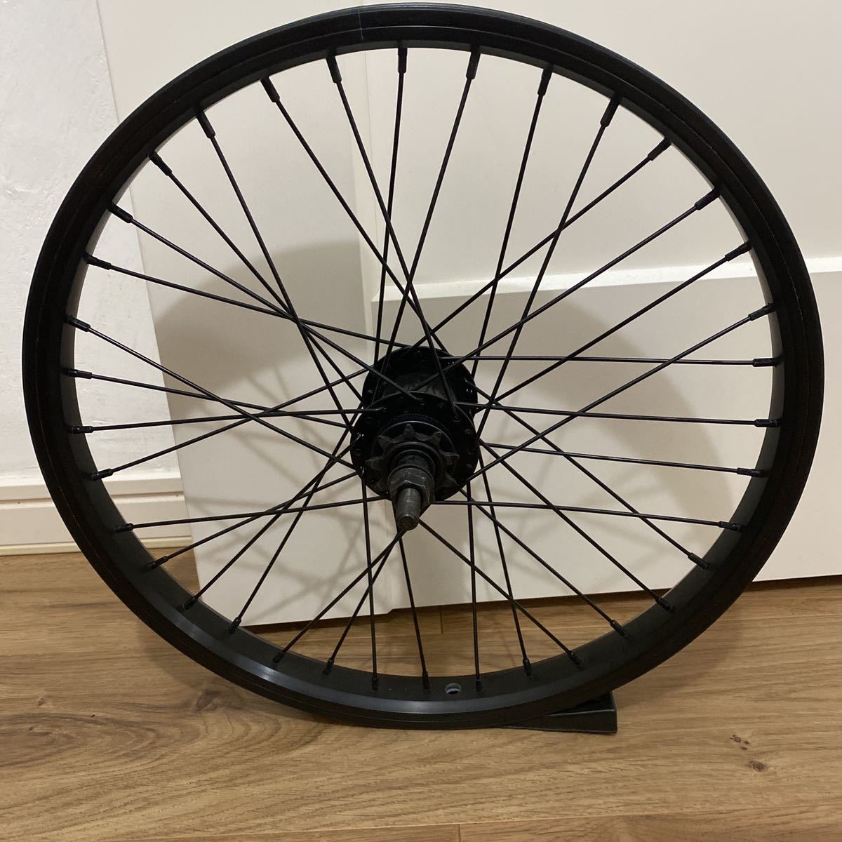 BMX18インチ、リアホイール TNB 純正 REAR WHEEL 18フリー BMX18インチ、リアホイール TNB 純正 REAR WHEEL 18フリー