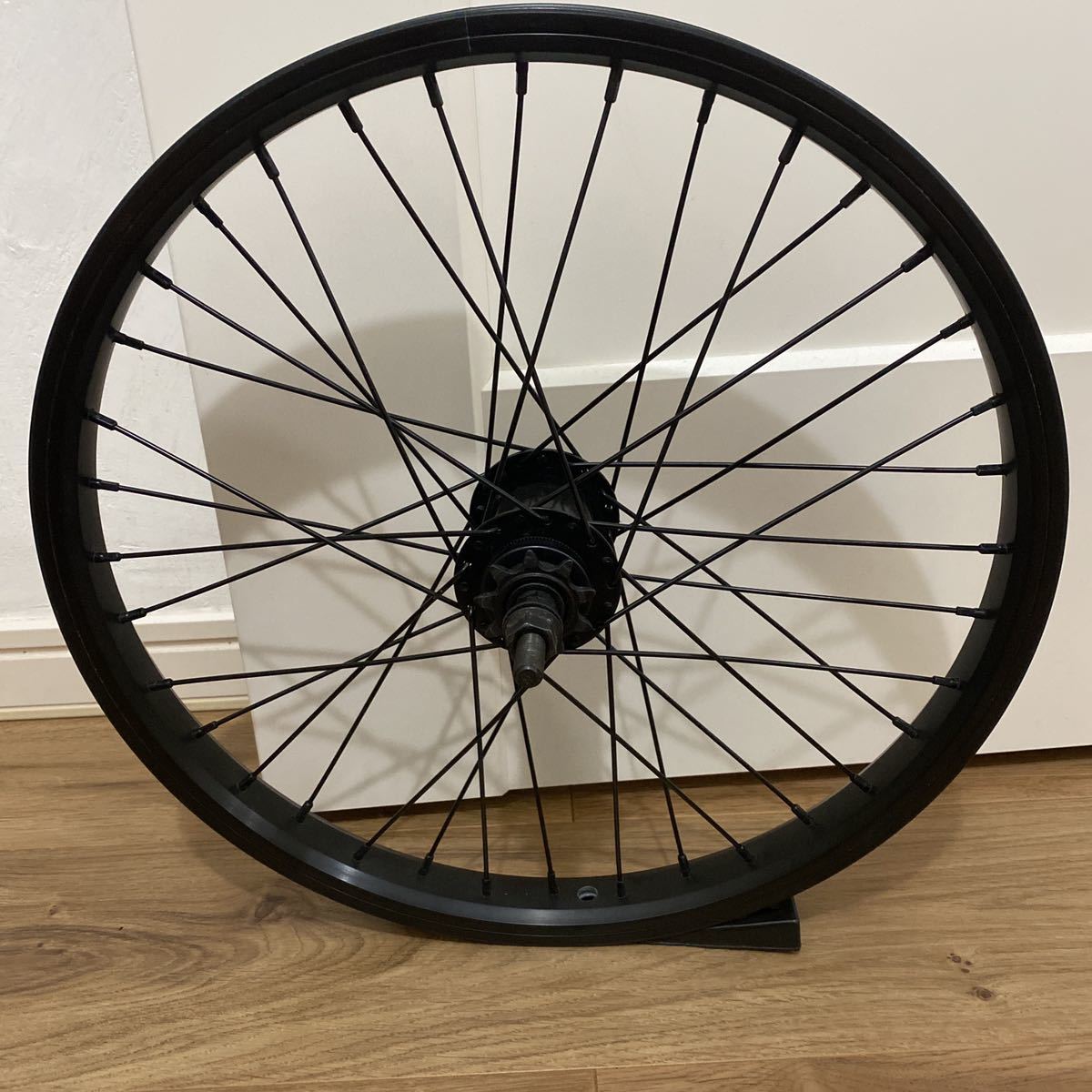 BMX18インチ、リアホイール TNB 純正 REAR WHEEL 18フリーコースター仕様