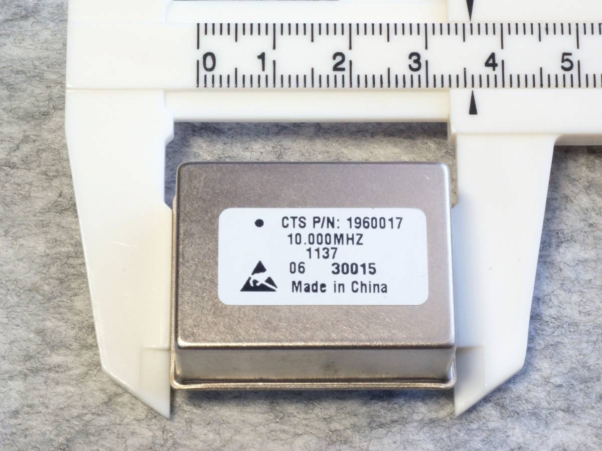 CTS 196007 10MHz OCVCXO ( 恒温槽付電圧制御水晶発振器・SIN波・Vc 用基準電圧内蔵 )　未使用長期保管品・簡易試験済み_画像4