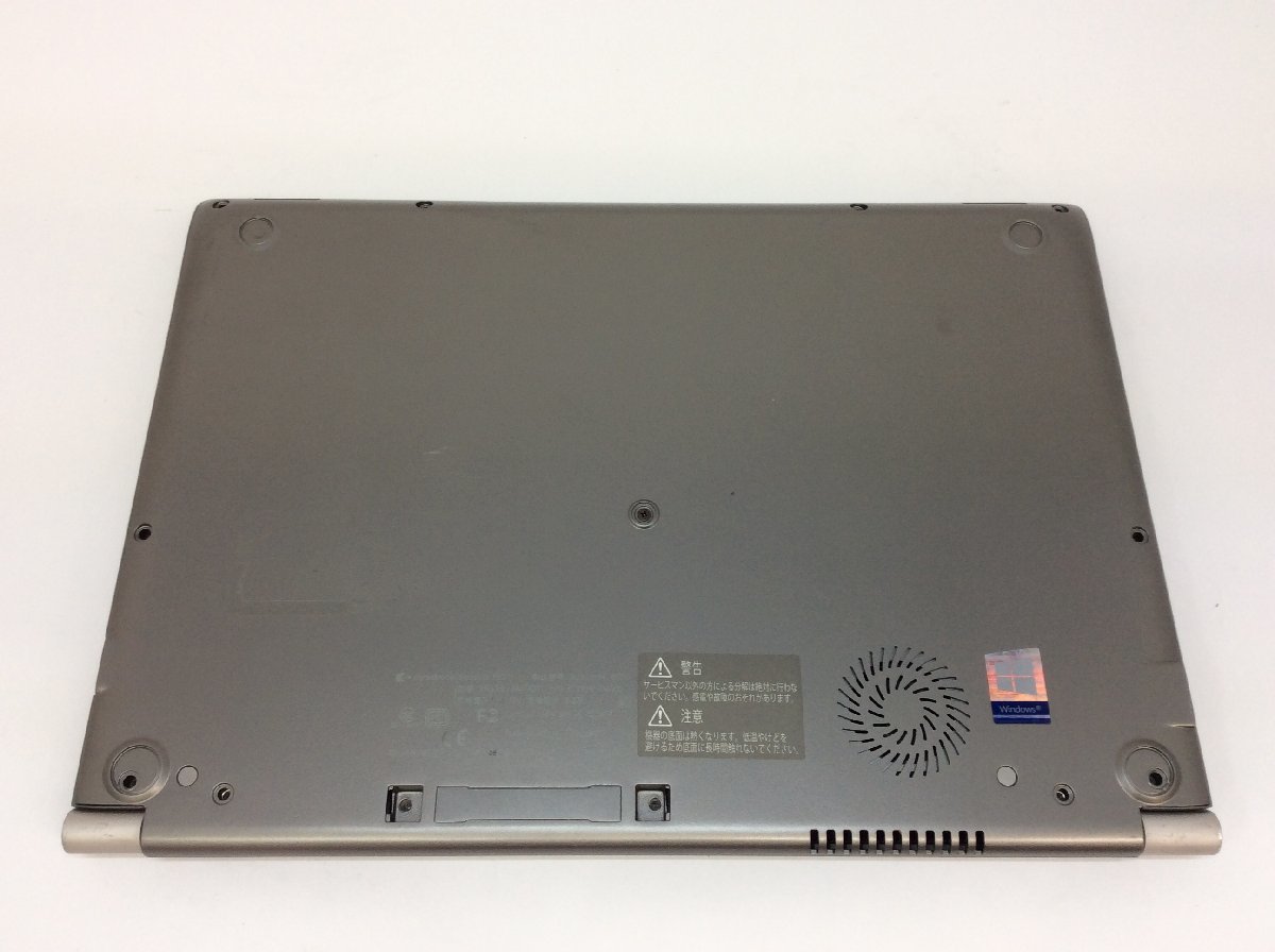 ジャンク/ TOSHIBA dynabook R63/J PR63JEA4447AD21 Intel Core i5-7200U メモリ8.19GB ストレージ無し 【G15412】_底面のネジが複数欠品しています