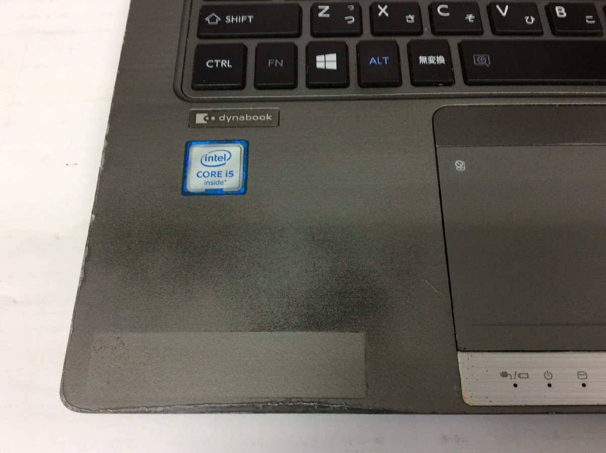 ジャンク/ TOSHIBA dynabook R63/D PR63DEAA54CAD81 Intel Core i5-6200U メモリ8.19GB SSD128.03GB 【G15458】_左側のパームレストの塗装がはげています