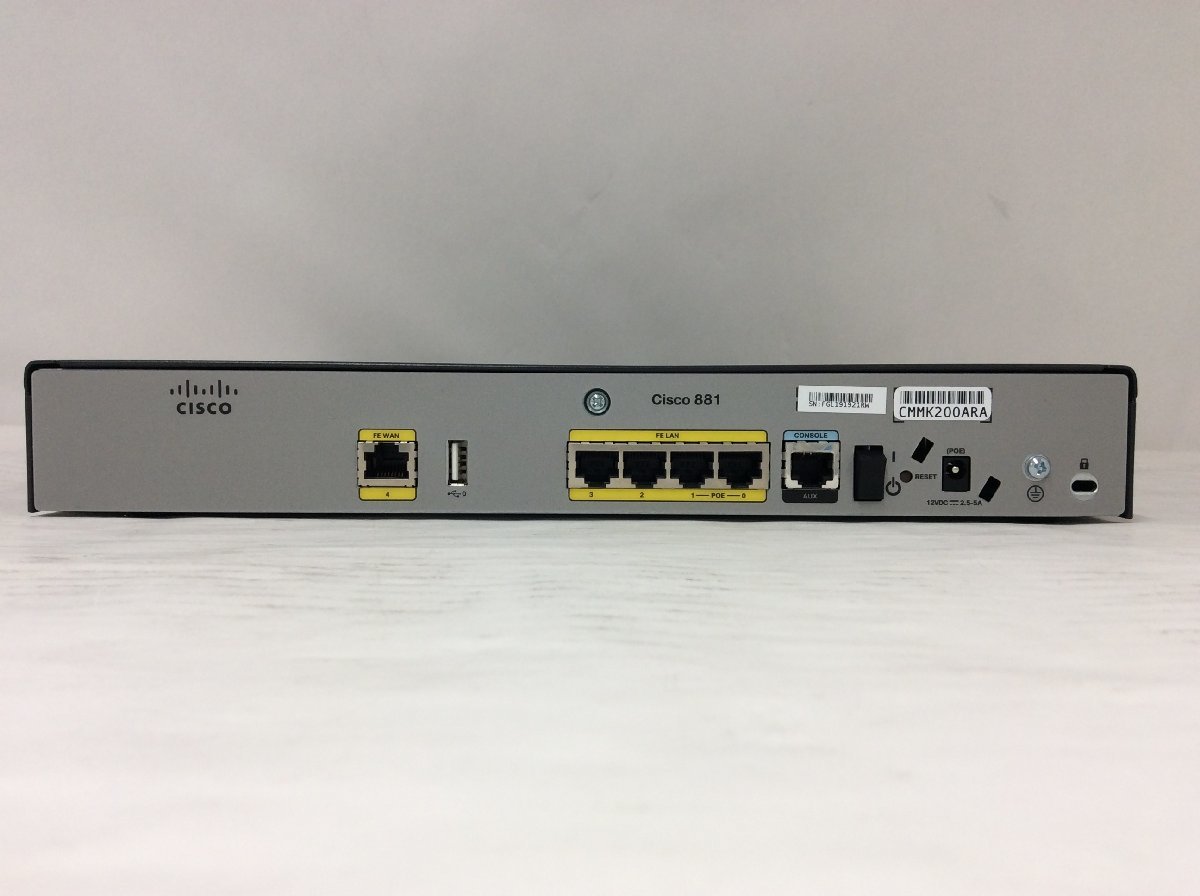 初期化済み CISCO/シスコ C881-K9 Cisco 800シリーズ サービス統合型ルーター 搭載OS Version 15.3(3)M4_写真は使い回しております