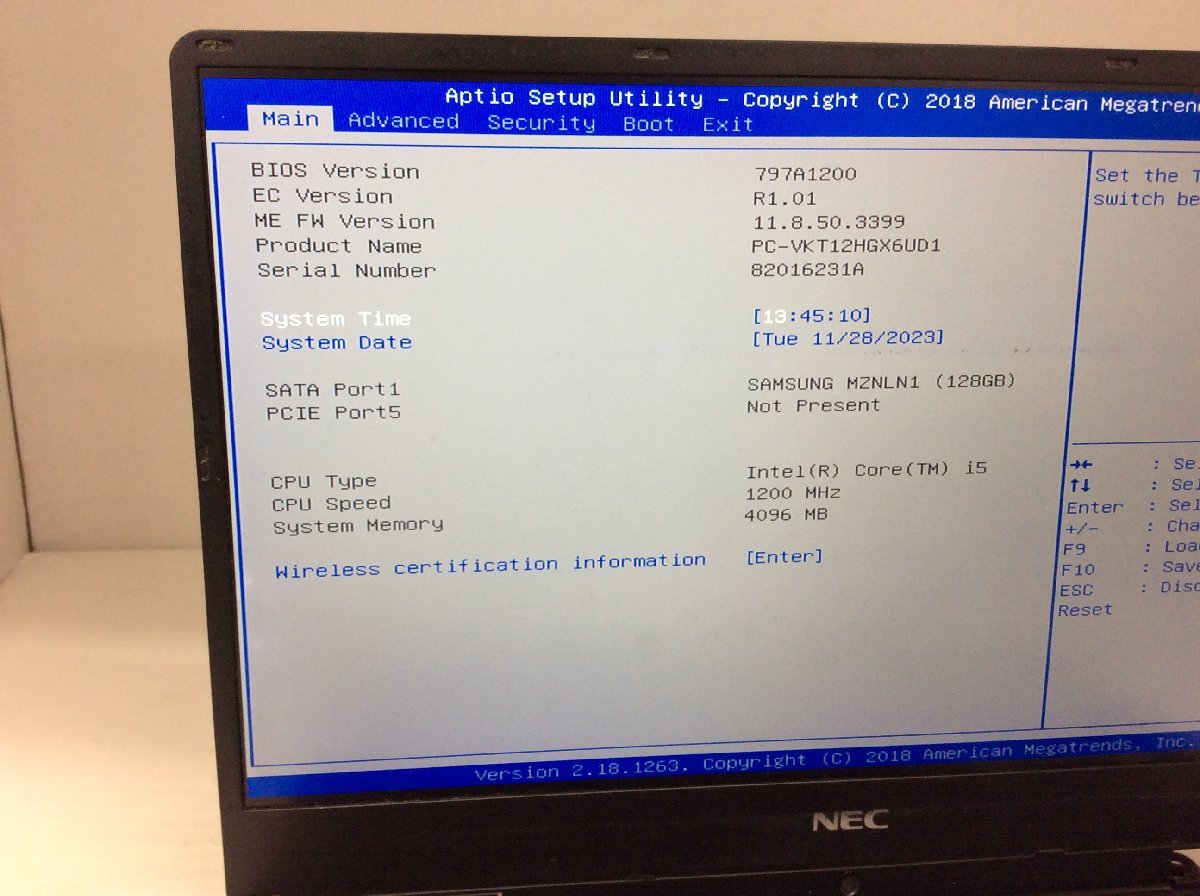ジャンク/ NEC PC-VKT12HGX6UD1 Intel Core i5-7Y54 メモリ4.1GB SSD128.03GB 【G16336】_写真では見にくいムラが液晶に多数あります