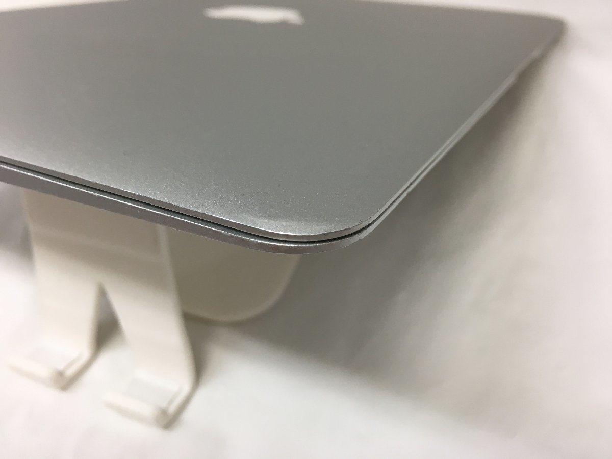 △1円スタート/Apple MacBook Air 13-inch Mid 2012 A1466 EMC2559/Core i5 1.8GHz/4GB/13.3インチ/USキー/AC欠品_天板が変形しています