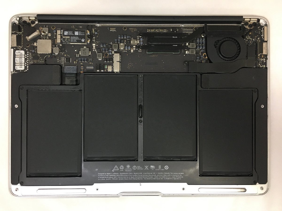 △1円スタート/Apple MacBook Air 13-inch Mid 2013 A1466 EMC2632/Core i5 1.3GHz/8GB/13.3インチ/AC欠品_ストレージがありません