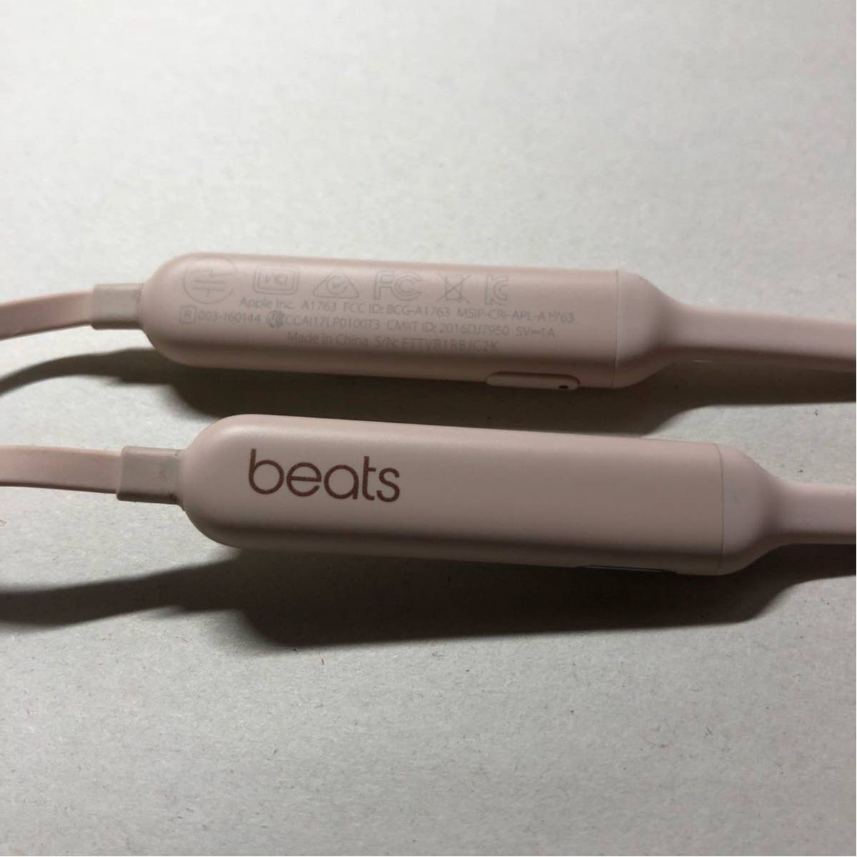 F beats X Matte gold  - 帶PAC載波盒的無線耳機無線耳機封閉式藍牙兼容舊垃圾    原文:F beats X Matte gold - PAC キャリアケース付きワイヤレスイヤーフォン ワイヤレス イヤフォン 密閉型 Bluetooth 対応 中古 ジャンク