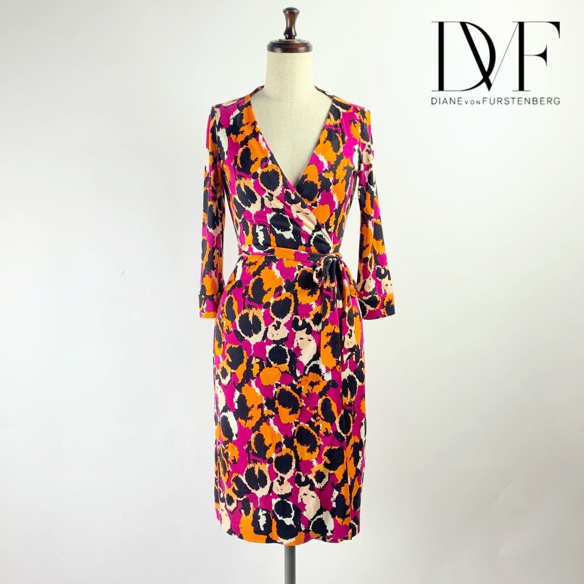 美品 DIANE von FURSTENBERG ダイアンフォンファステンバーグ 総柄 シルク100% 七分袖ラップワンピース レディース ピンク系 サイズ0*JC600_画像1