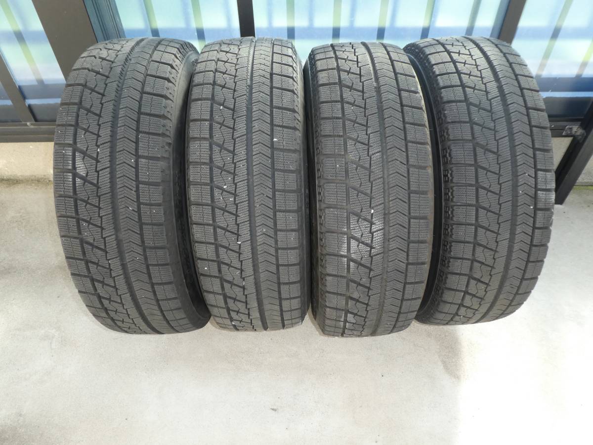 ブリヂストン BLIZZAK VRX 215/65R16 98Q スタッドレスタイヤホイル 4本セット　ヴェルファイア　アルファード用　美品　手渡し限定　_画像2