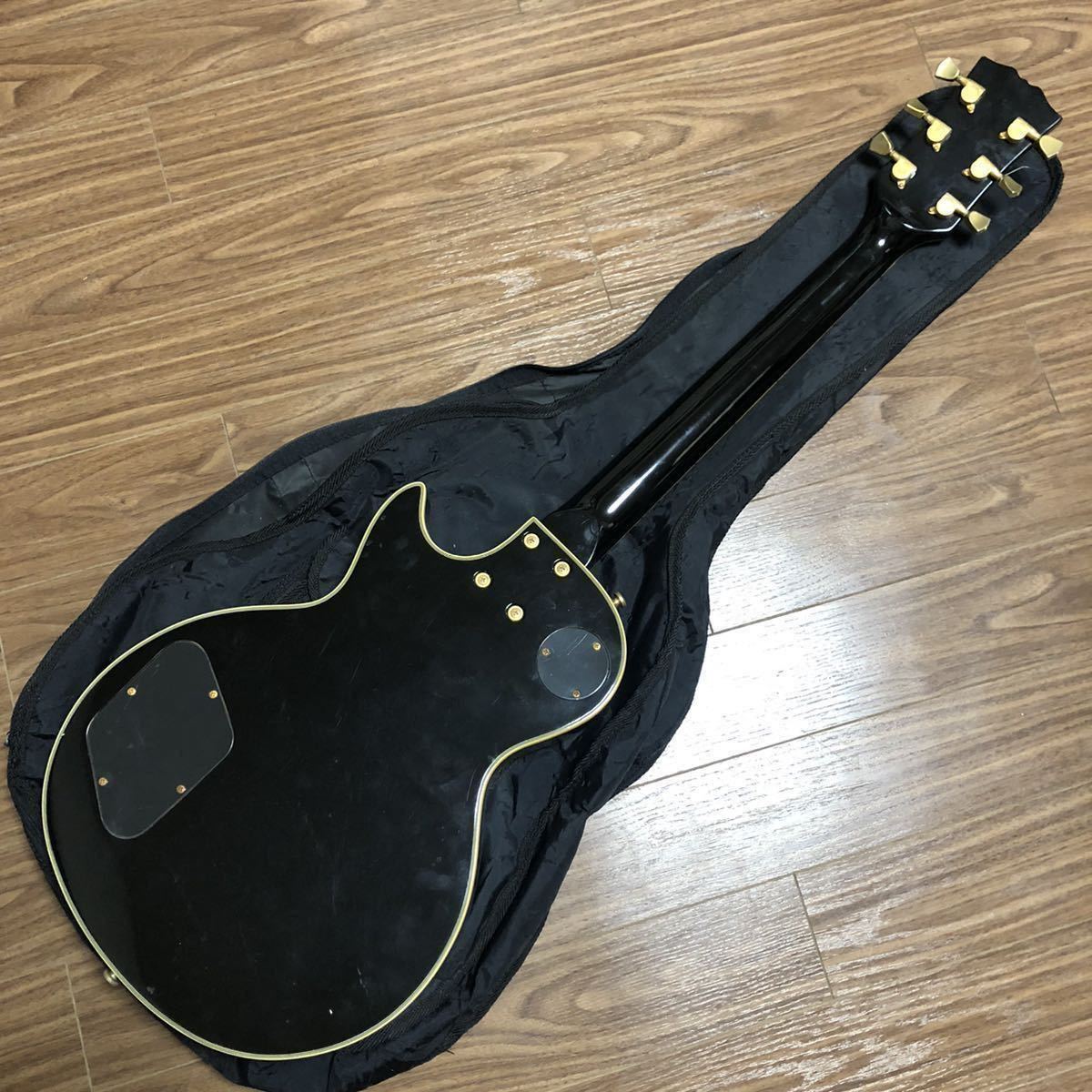 Tokai TLC-60 LesPaul custom guitar トーカイ レスポールカスタム エレキギター ブラック ケース付き ダイヤ_画像2