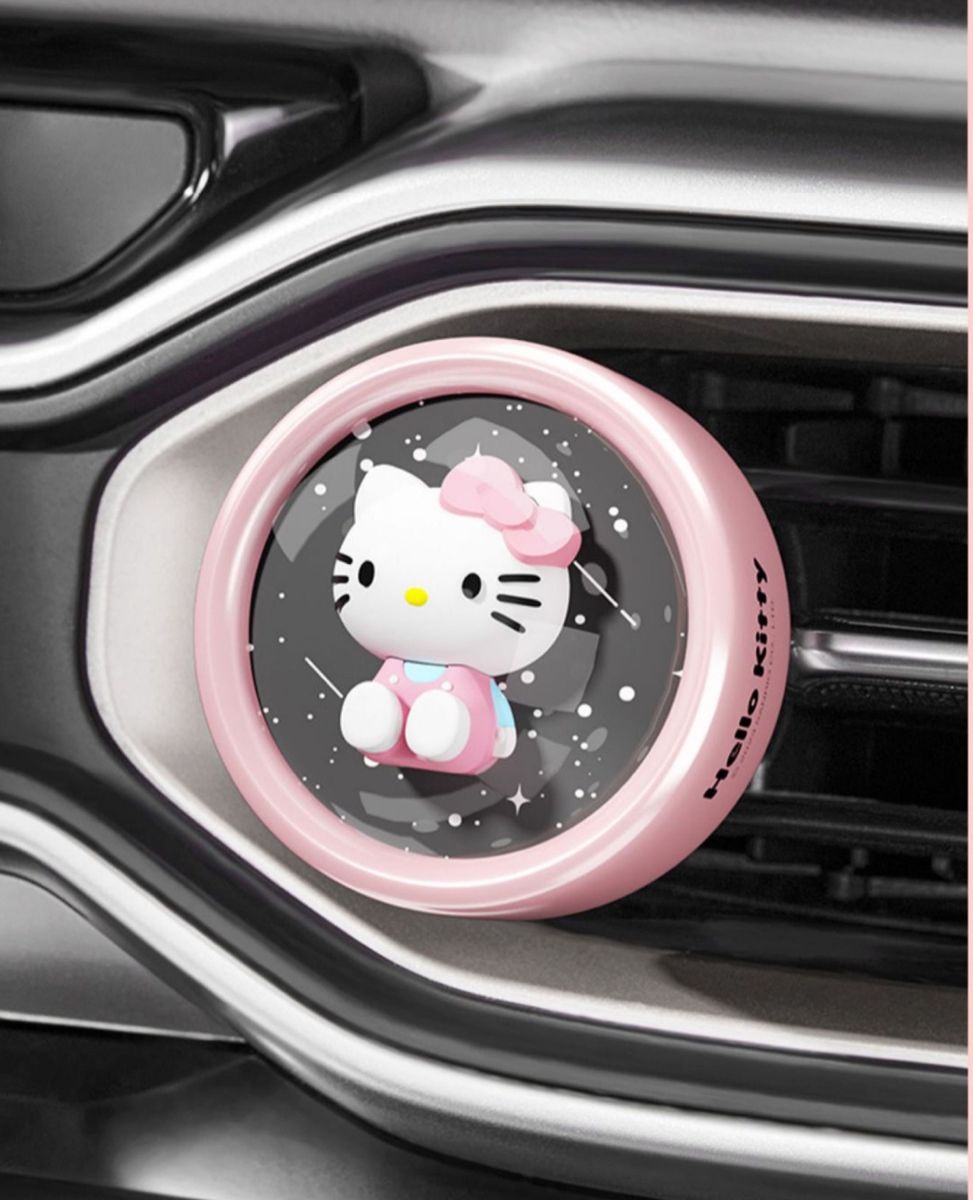 ハローキティ　車内アクセサリー　芳香剤　ライト　リラックス雰囲気　ピンク
