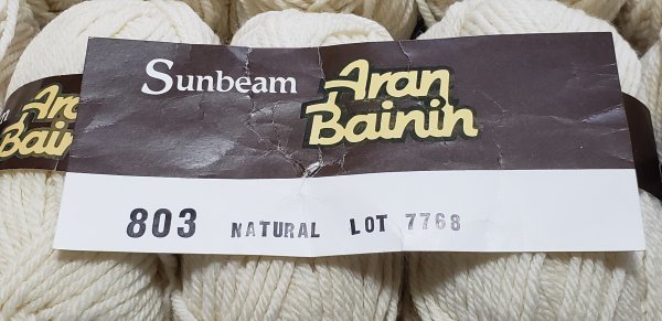 毛糸588　Sunbeam Aran Bainin　イギリス製　毛100％　１０玉　未使用　格安！_画像5