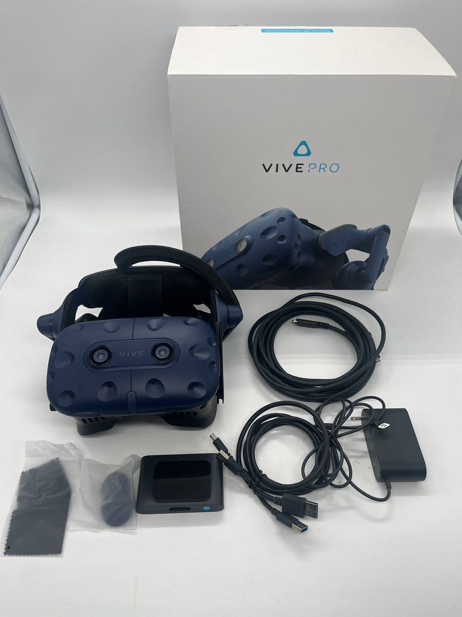 【極美品】HTC VIVE PROヘッドマウントディスプレイ VR ゲーミング 2Q2 B1000 ゲーム機器 _画像1
