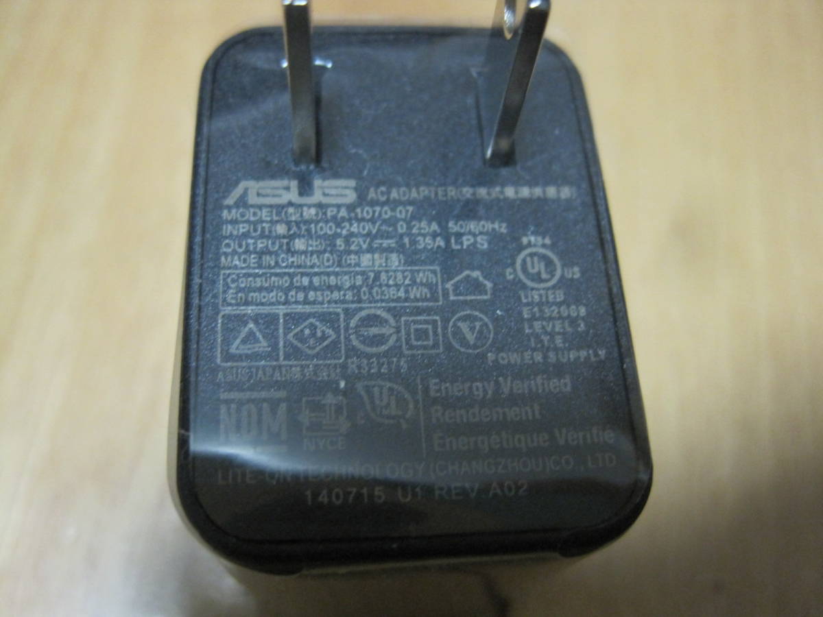 [即決]未使用 ASUS Nexus7 ACアダプタ PA-1070-07 スマホ　充電器.._画像2