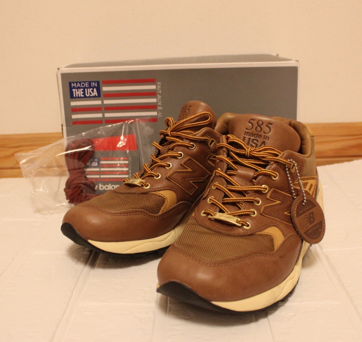 希少 ニューバランス×ダナー コラボスニーカー M585DR 8 5(26 5cm) new