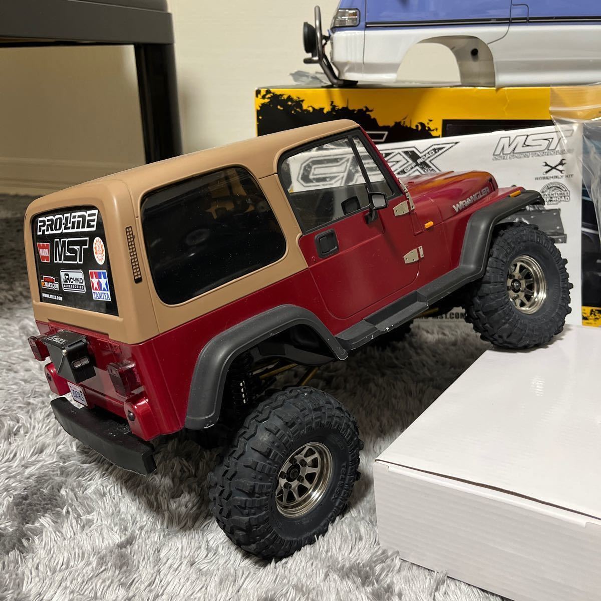 MST CFX RC4WD ラジコン ロッククローラー 1.55ホイール　スーパースワンパー　サーボ付き　オマケ付き　デリカボディ　メカ無し_画像4