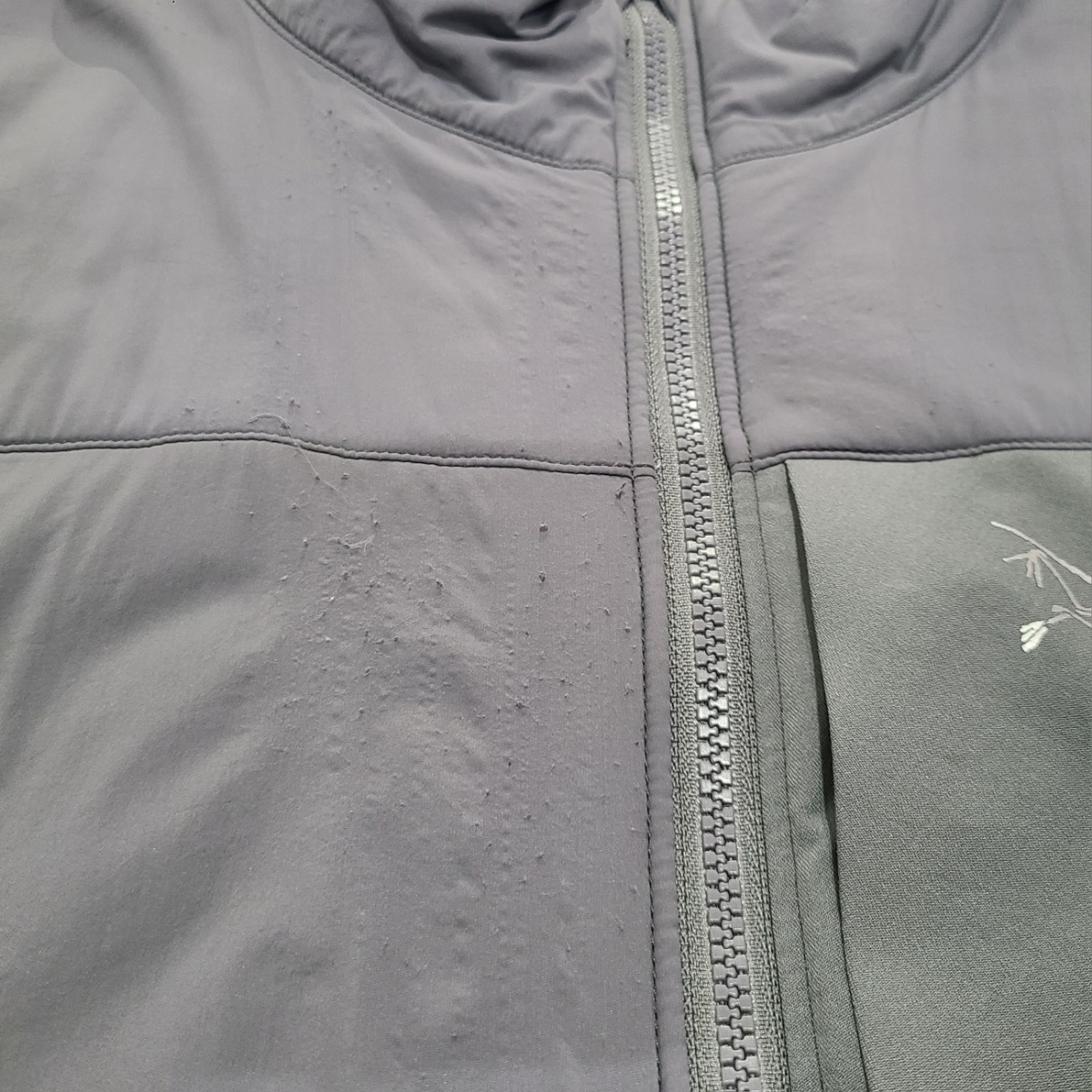 ARC’TERYX アークテリクス　PROTON LT JACKET　プロトン ライトウエイト ジャケット メンズ　S　グレー_画像5