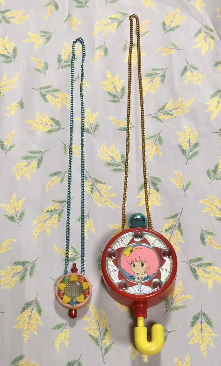 ポピー ミンキーモモ デチョンパ ピカピカペンダント 昭和レトロ ポピー ミンキーモモ デチョンパ ピカピカペンダント 昭和レトロ