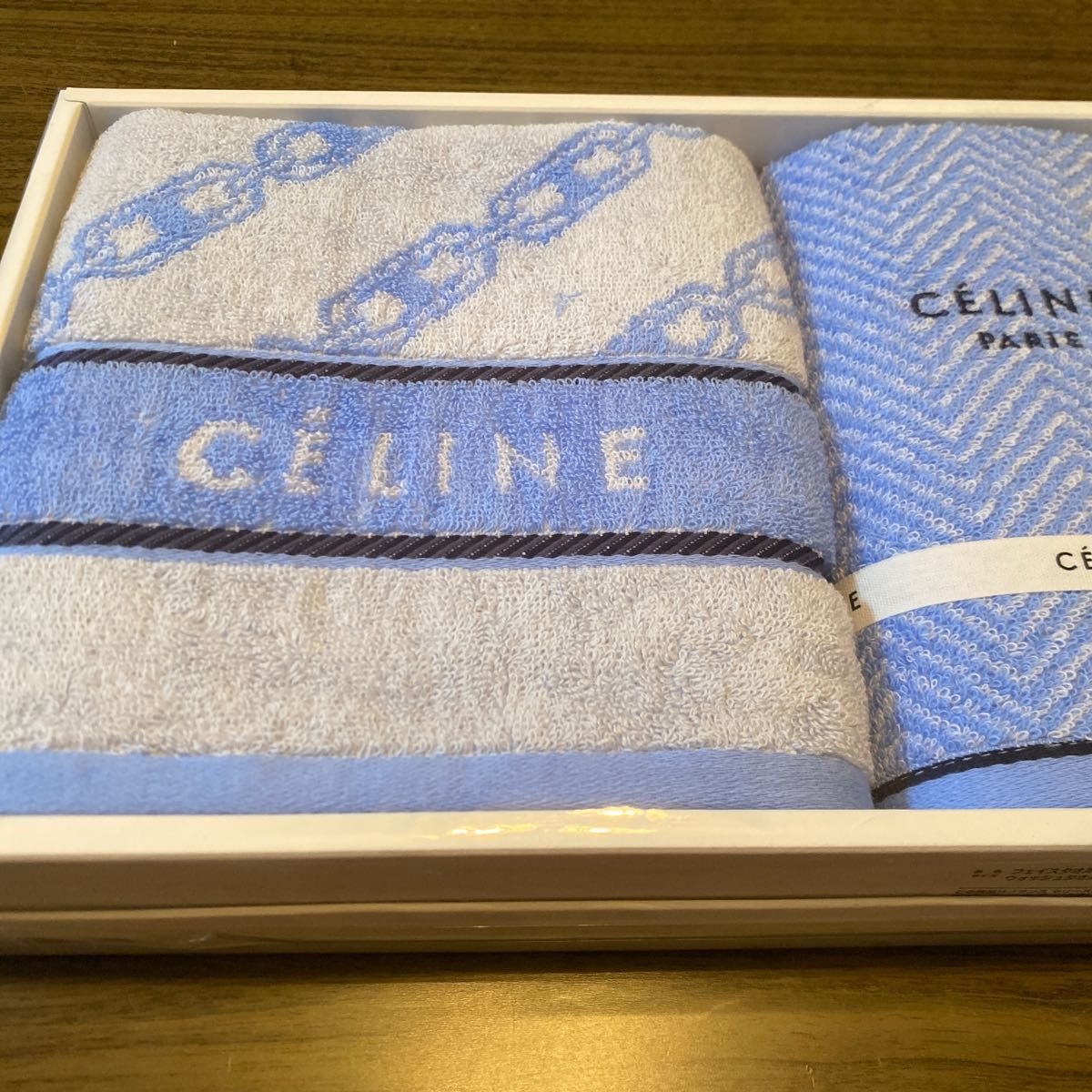 セリーヌ CELINE タオル セット|Yahoo!フリマ(旧PayPayフリマ) セリーヌ CELINE タオル セット|Yahoo!フリマ(旧PayPayフリマ)