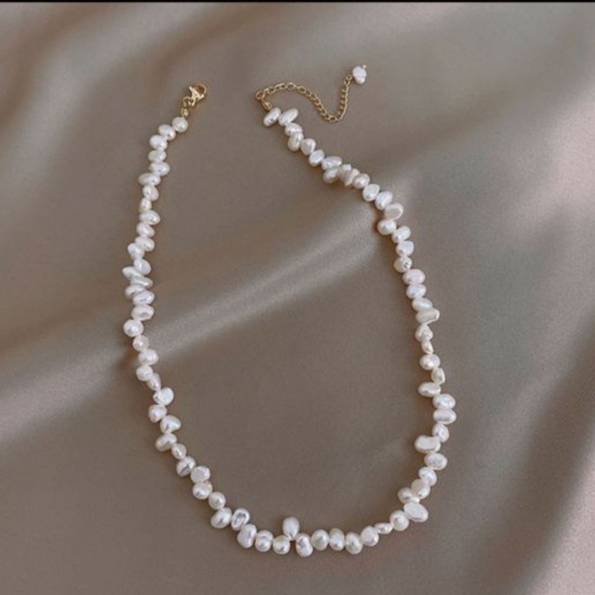 粒淡水真珠のネックレス　パールネックレス　チョーカー風　フェミニン　天然パール　韓国アクセサリー　クリスマス