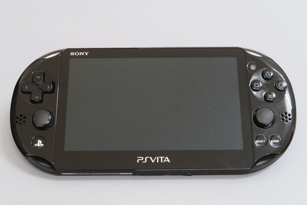 1円～ SONY PlayStation Vita プレイステーション ヴィータ Wi-Fiモデル PCH-2000 ブラック ソフト2本（みんゴル6、パワプロ2014） セット_画像2