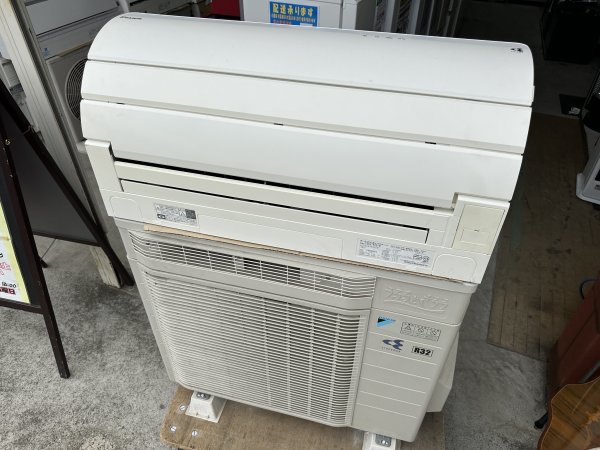 【ジャンク】DAIKIN ダイキン S28STRXS おもに10畳用 冷暖房ルームエアコン うるさら7 2014年製_画像1