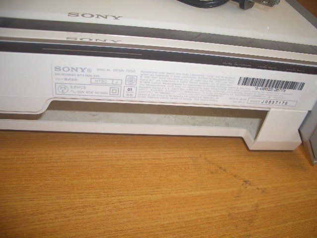ジャンク品　PSX DESR-7000 250GB HDD搭載DVDレコーダー　ソニー　SONY プレイステーション_画像3