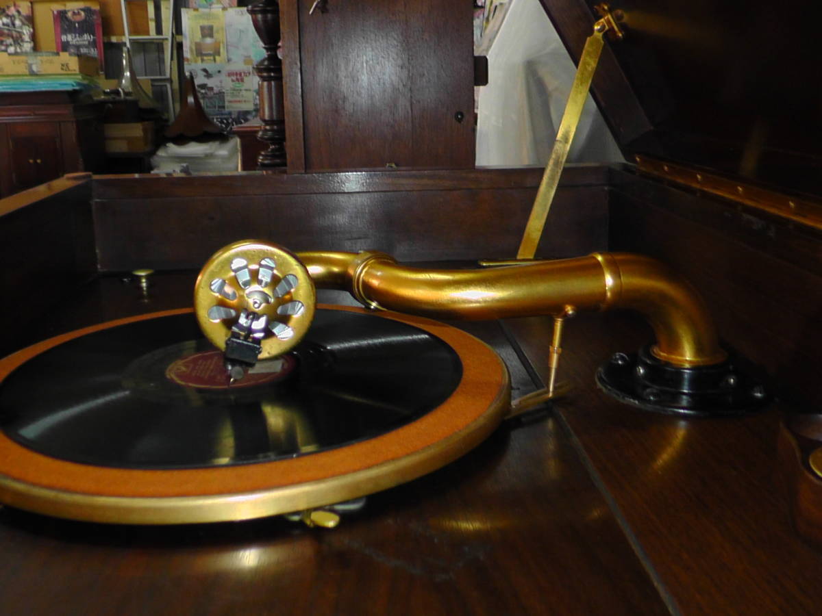 *( museum )* most initial model creel to roller kreten The - gramophone..* service being completed working properly goods..*( cheap price selling out.)*
