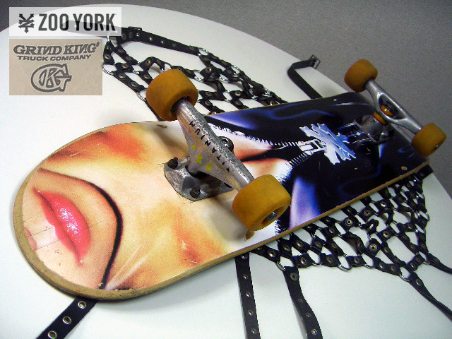 †1990s VINTAGE Zoo York Skateboard Deck Grind King TRUCK Titanium USA ズーヨーク グラインドキング チタニウム SM 女王 美魔女 希少!