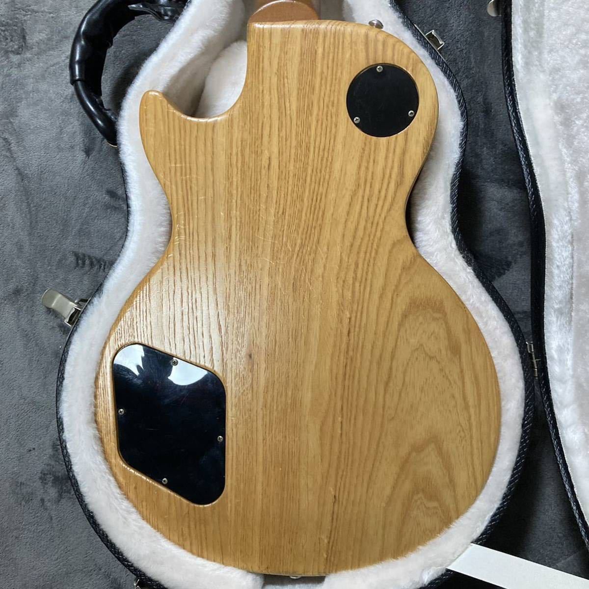 超軽量個体 Gibson Les Paul Studio 2.98kg ギブソン レスポール 超軽量個体 Gibson Les Paul Studio 2.98kg ギブソン レスポール