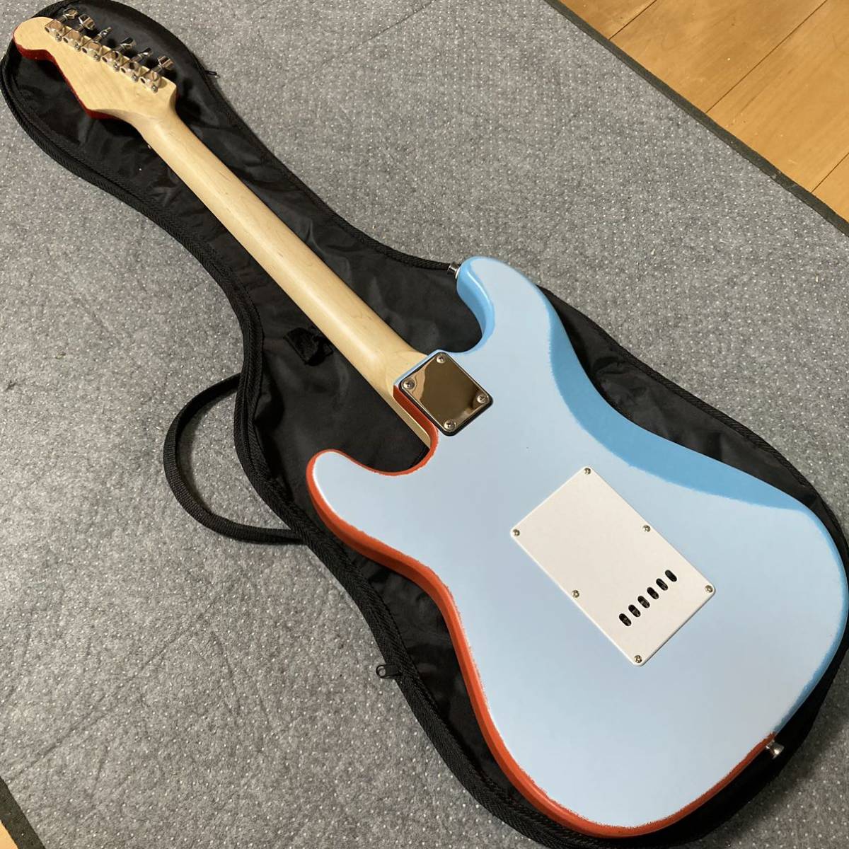 George Harrison Fender Stratocaster Generic フェンダー ストラトキャスター ハンドメイド エレキギター The Beatles ビートルズ_画像5