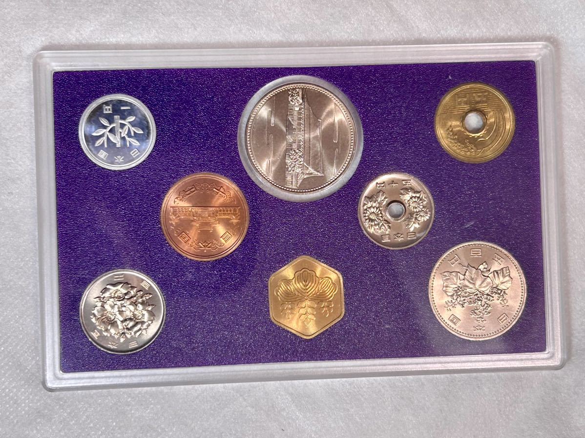 昭和61年 1986年 天皇陛下御在位60周年記念 貨幣セット 箱なし 昭和 記念硬貨 額面1666円 _画像1