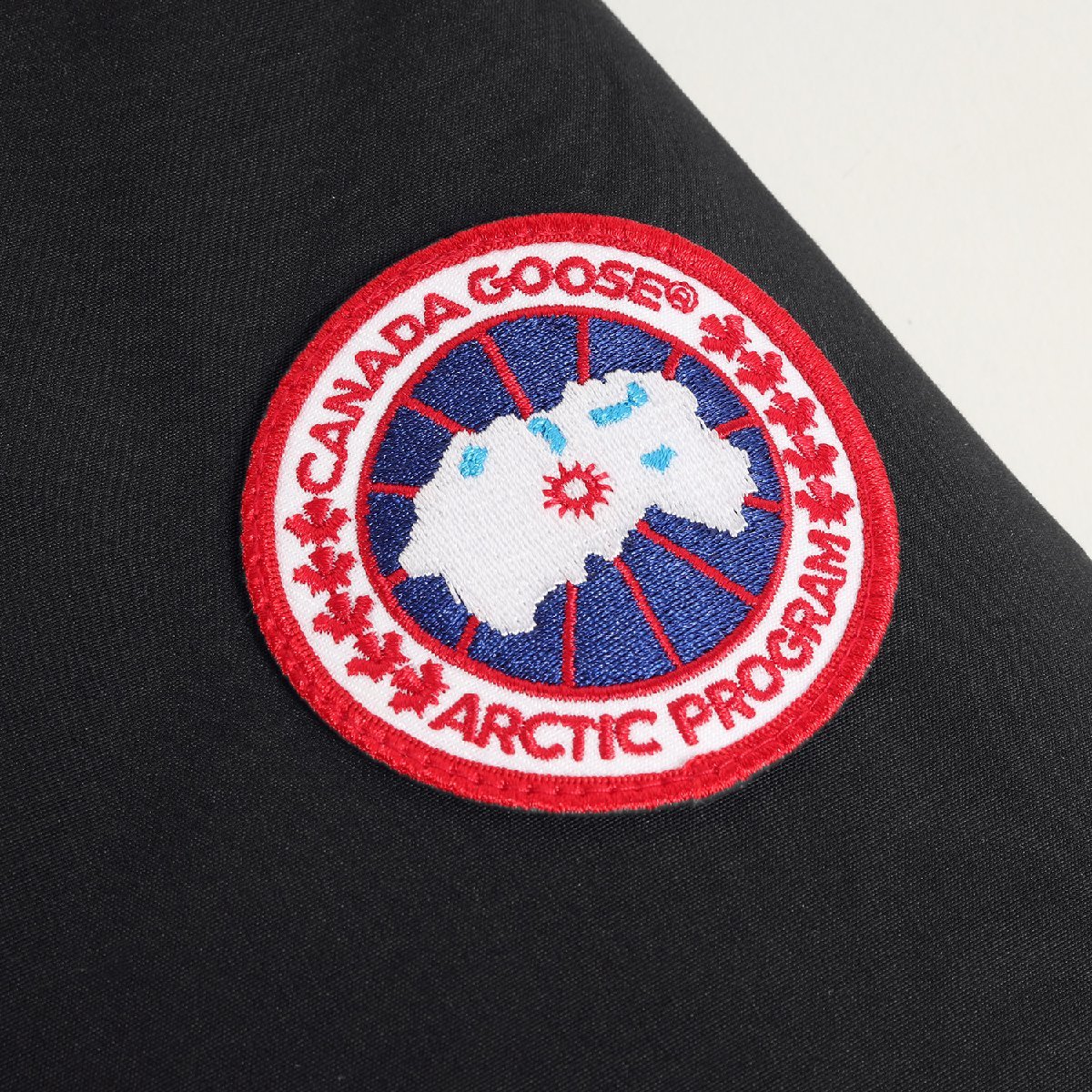 CANADA GOOSE カナダグース ダウン サイズ:FUSION S コート フード ジャケット CHATEAU PARKA 3426MA シャトー ブラック 黒 アウター_画像5