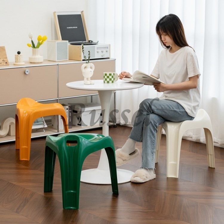 プラスチック チェア 椅子 スツール 積み重ね スタッキング シンプル 背もたれなし リビング ダイニング グリーン イエロー オレンジ_画像1