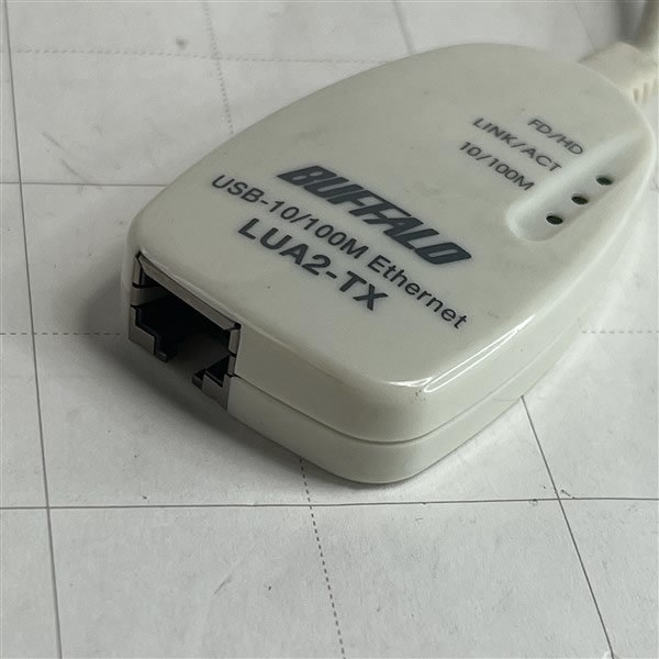 BUFFALO USBポート用100M/10MイーサネットLANアダプタ LUA2-TX 定形外送料無料_画像2