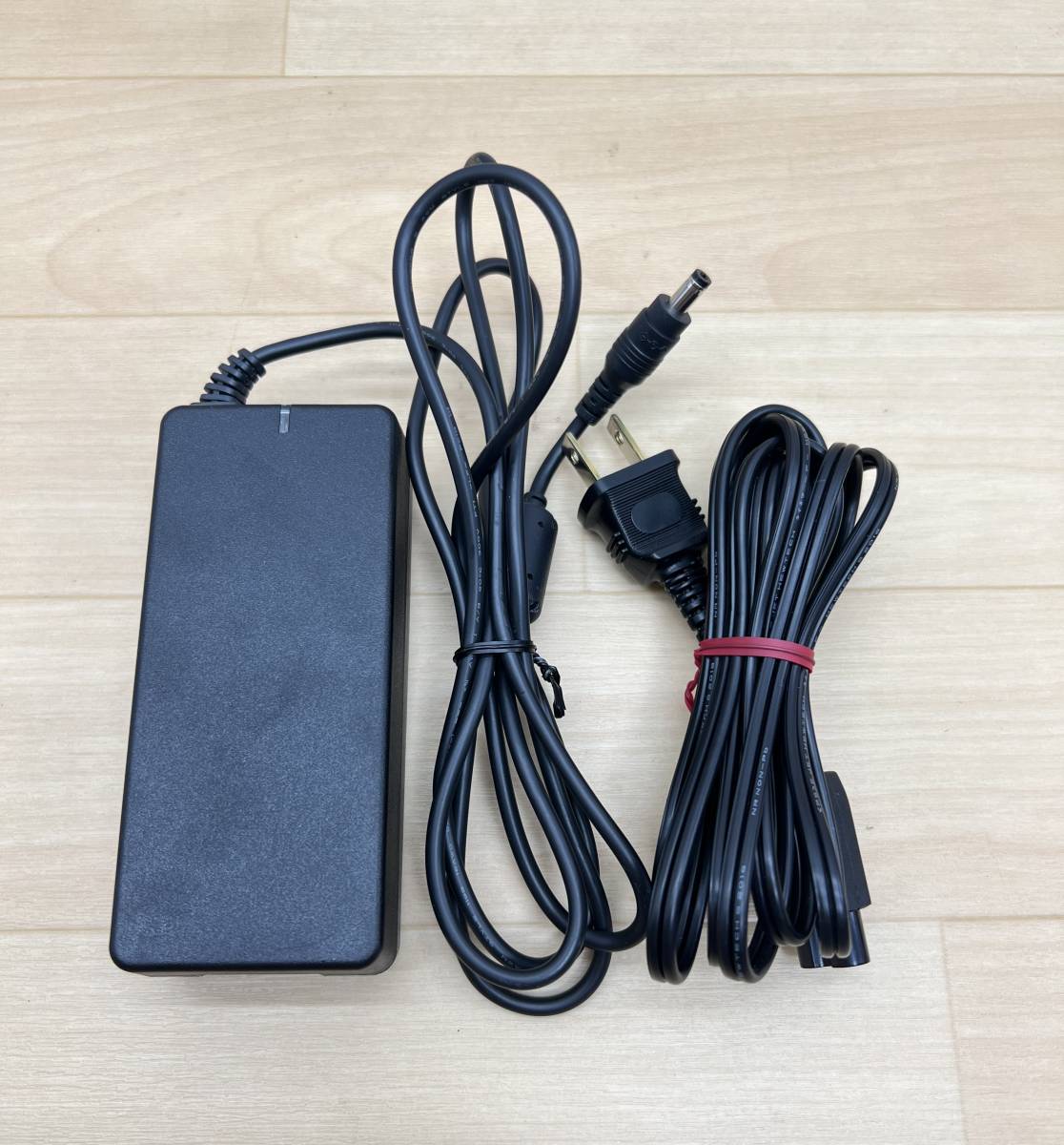 美品 NR-500 NR-HA08 NR-U4 端子台 USBケーブル キーエンス 管理 美品 NR-500 NR-HA08 NR-U4 端子台 USBケーブル キーエンス 管理