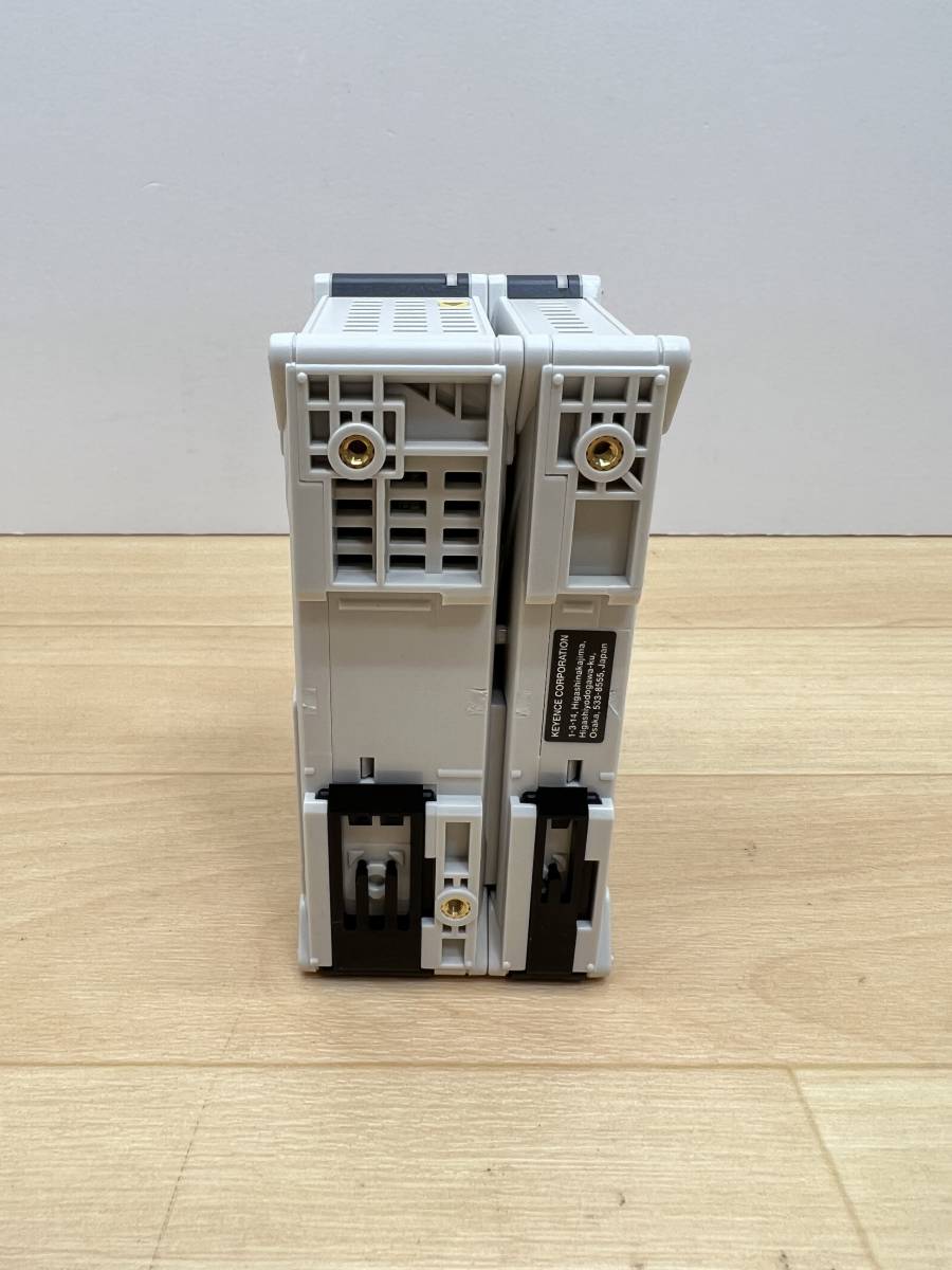 美品 NR-500 NR-HA08 NR-U4 端子台 USBケーブル キーエンス 管理 美品 NR-500 NR-HA08 NR-U4 端子台 USBケーブル キーエンス 管理