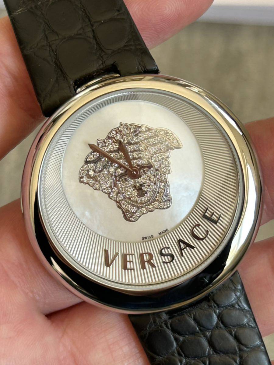 Неиспользованные Versace Versace 87q Medusa Saishael Men's Watch Ladies Watch Alligator Horats работают