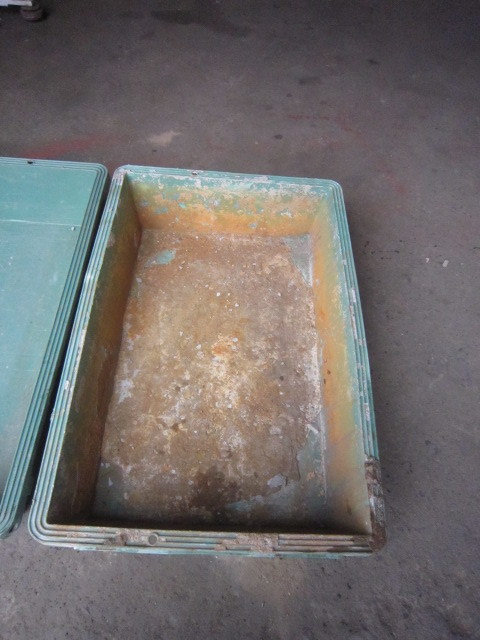 c3A[ камень .i.050531-10(2)] штукатур для коробка для доставки морепродуктов вертикальный 850m/m ширина 550m/m высота 190m/m бетон загрязнения есть пятна загрязнения царапина есть 