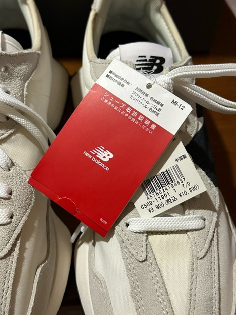 27.0 MS327FE 送料無料 NewBalance 27.0 新品未使用品 ニューバランス 送料無料 NB メンズスニーカー 紳士 靴 メンズシューズ スニーカー_画像2