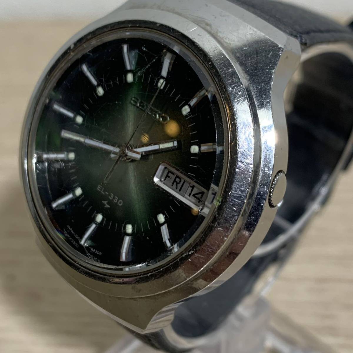 SEIKO セイコー EL-330 3303-8120 電磁テンプ 3針 デイデイト グリーン文字盤 時計 腕時計 メンズ腕時計 不動 ベルト社外_画像2