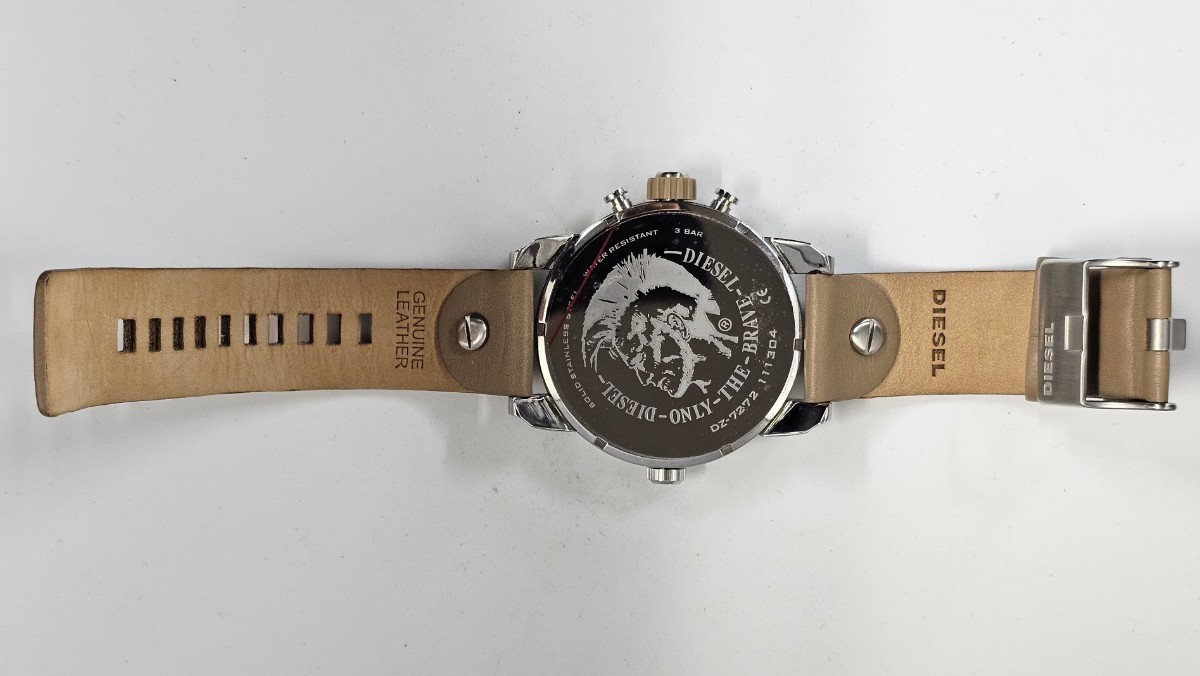 【W11M3】1円スタート DIESEL / DZ7272 ONLY THE BRAVE ディーゼル オンリー・ザ・ブレイブ クオーツ デイト クロノグラフ メンズ 腕時計_画像9