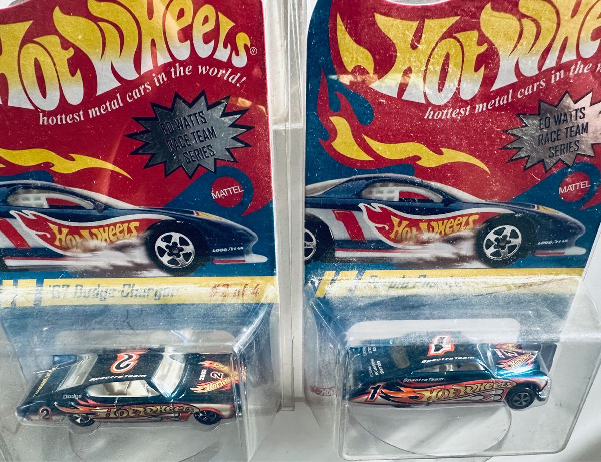 ☆ 全世界限定　絶版　入手困難　レア限定品　ホットウィール　Hot Wheels  限定品セット　シリアルナンバー　激レア