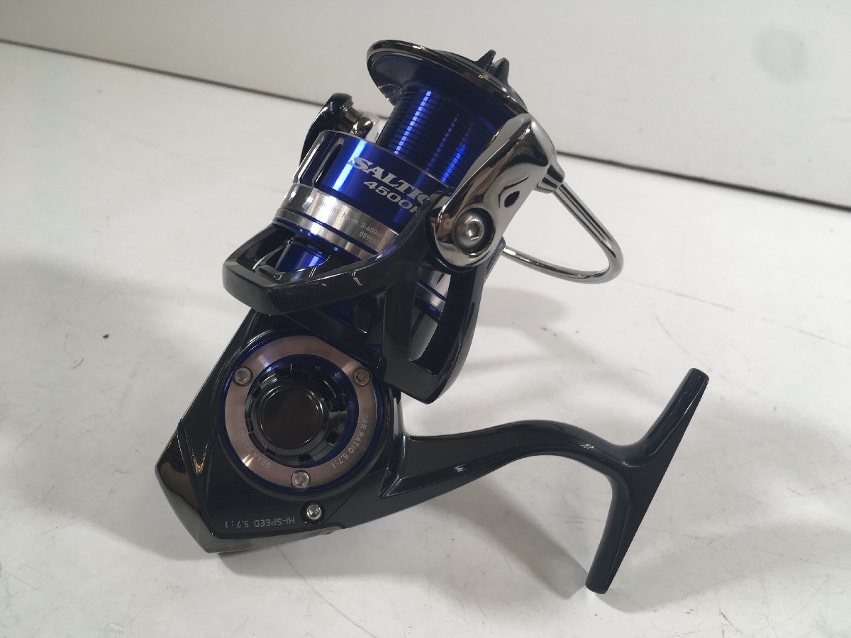 DAIWA ダイワ SALTIGA ソルティガ 4500H スピニング リール ユーズド_画像3